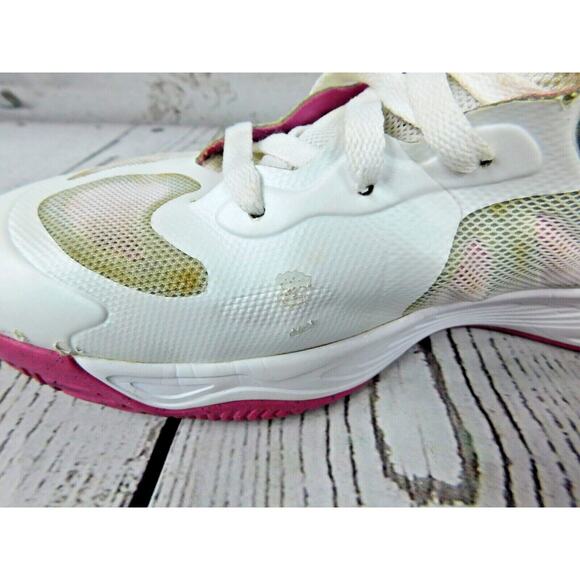 Ladies Size 10 RARE Breast Cancer Ribbon Nike Hyperfuse White/Pink 525021-101 - Picture 4 of 12